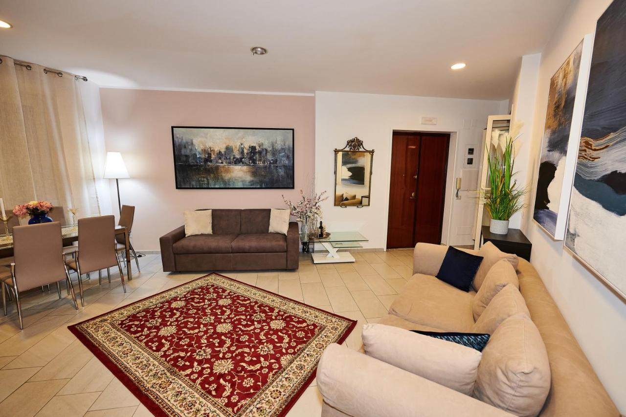 Terrace - Meospiti Penthouse Apartment Rom