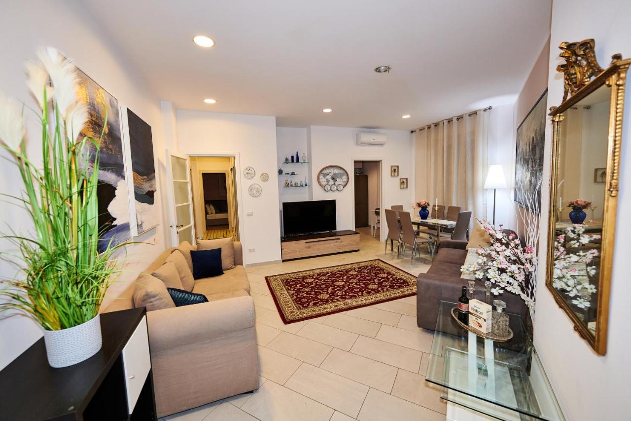 Terrace - Meospiti Penthouse Apartment Rom